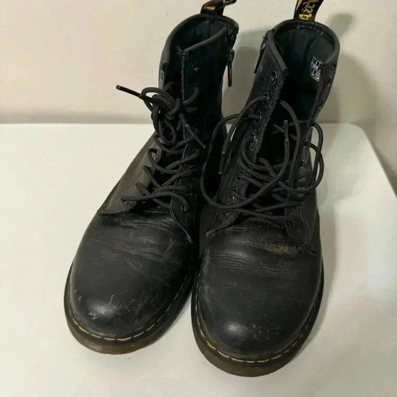 Doc marten boots  5 - Picture 3 of 9
